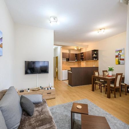 Lux Apartman D&N Svilajnac Eksteriør bilde